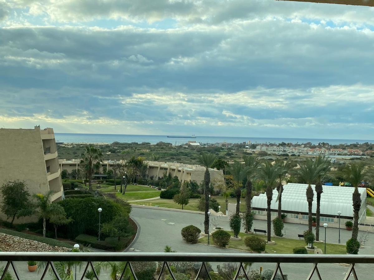 קיסריה נאות גולף- Oren Apartment Kültér fotó