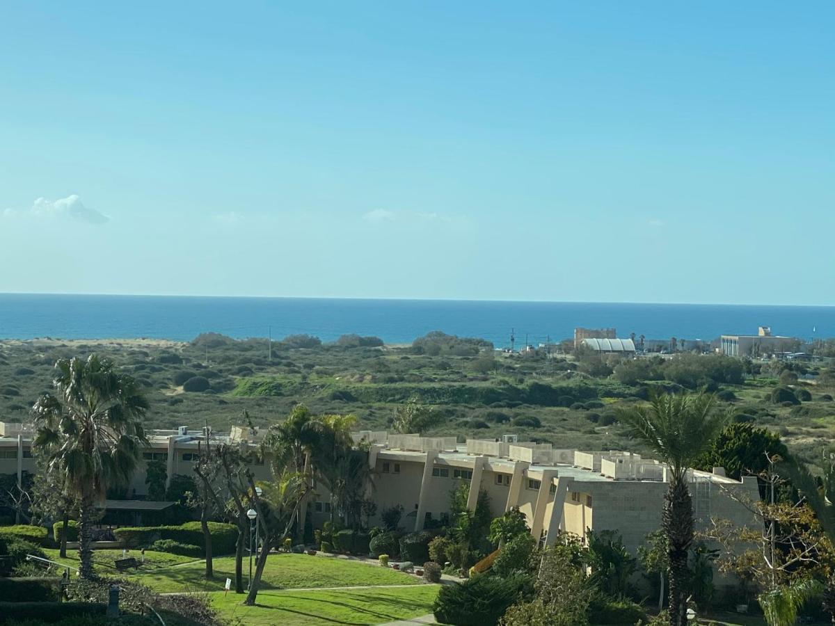 קיסריה נאות גולף- Oren Apartment Kültér fotó