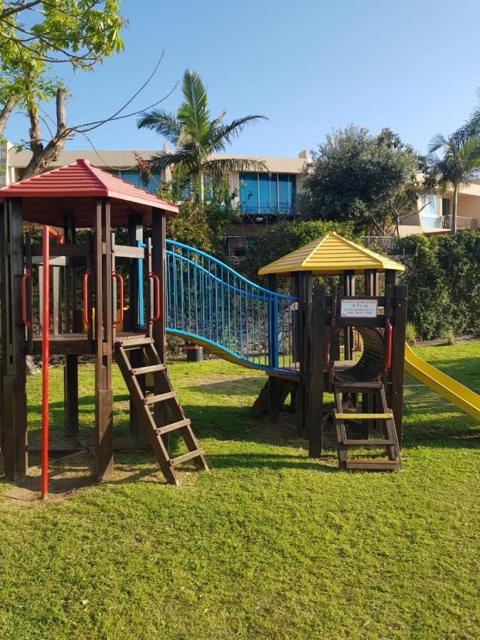 קיסריה נאות גולף- Oren Apartment Kültér fotó
